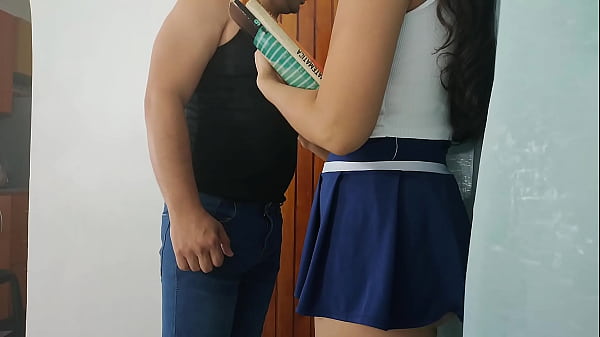 Play MP4 - My neighbor's wife is not there and I take the opportunity to bring some books to his house&comma; we ended up taking them before his wife arrived&excl;&excl;