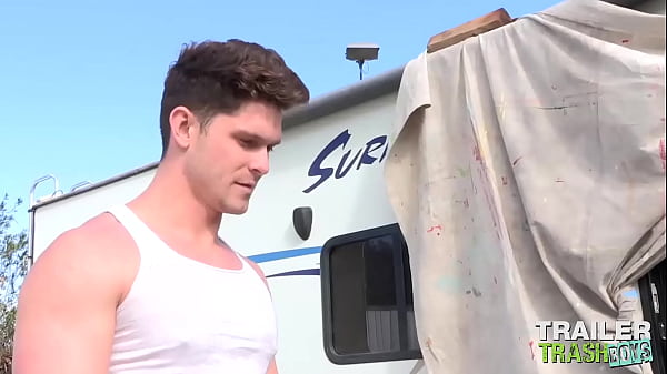 TRAILERTRASHBOYS Stud Rimmed And Barebacked 