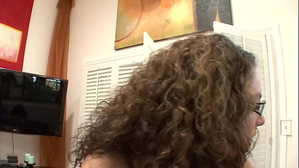 Nonton Kiki Daire's Soaked Cunt Explodes On His Thick Rod thumbnail