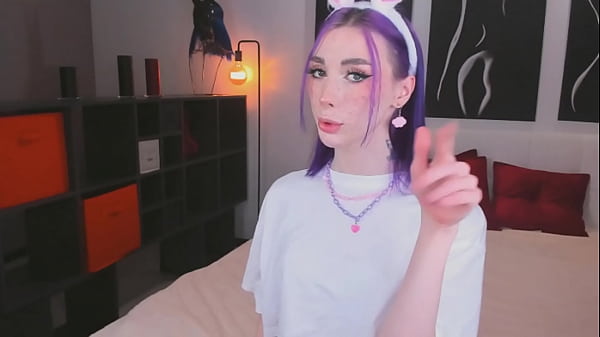 I can&rsquo_t read lips unless they are touching mine