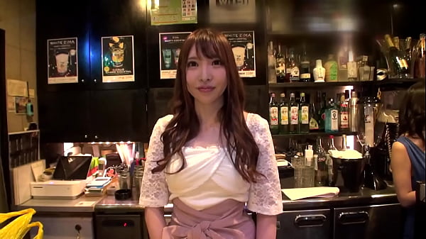 美貌と知性を併せ持ち、夜の寝技は黒帯級！ベッドでマウント取られたらもう逃げ場は無し！！ thumbnail