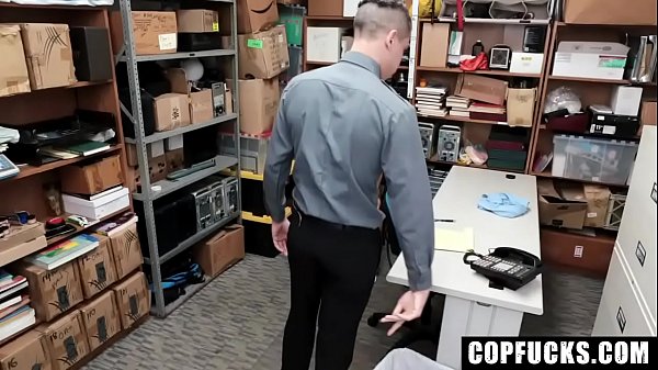Play MP4 - Mall Officer Fucks Booty Shoplifter - Tony Shore&comma; Michael Boston