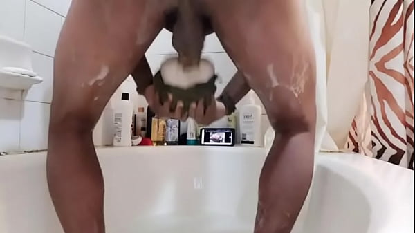 Nice Bath In Tub And Sex Toy Play thumbnail