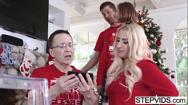 Riley Mae bangsher stepbro at_xmas