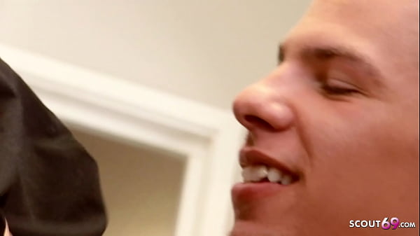 SKINNY OFFICE GIRL_KIARA LORD GET SECRETLY RAW FUCK ON_WORK