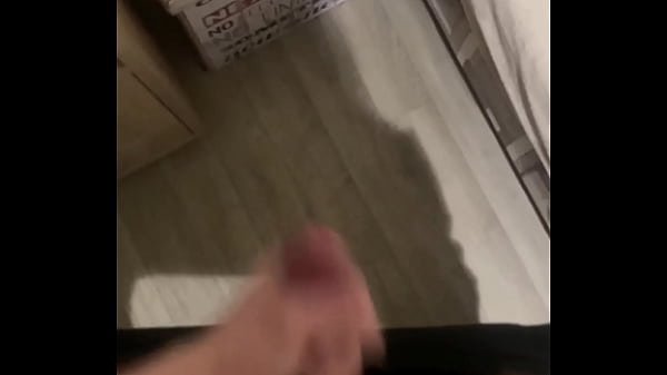 Hot Twink Cums. Big Load, young and innocent. 