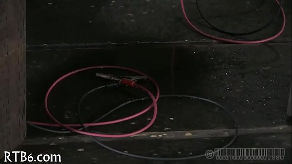 Cruel castigation for beauty's cum-hole 