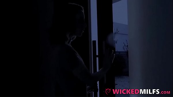 Raunchy Redhead Seduce Gardener & ShareHis Cock