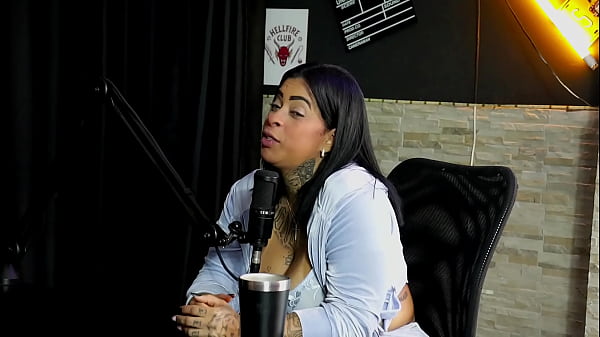 Tentaram Dar Uma De Malandro, Come&ccedil;ou Por Dinheiro, Ficou Nervosa O Primeiro Cliente, Foi Abandonada No Hotel E J&aacute; Brigou Clientes - Marcelly Melo (sheer/red) thumbnail