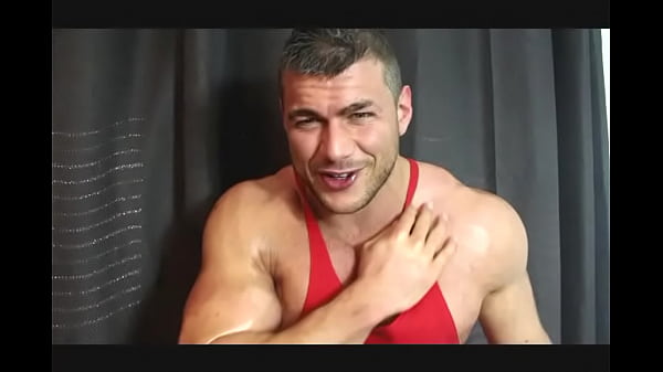 Play MP4 - Dominant Jock