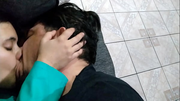 Play MP4 - ROLANDO MUITA PEGA&Ccedil;&Atilde;O GOSTOSA COM A NINFETINHA NOVINHA E O VELHO BLUEZAO GOSTOS&Atilde;O