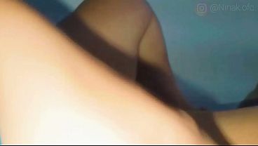 Nonton Me Exibindo No Quarto thumbnail