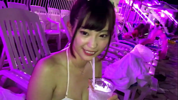 美尻を突き出し舐めあげる神フェラチオ※騎乗位が神すぎっ！！波打つような腰遣いが世界レベル！グングン上昇高速グラインド！※噴水の如く溢れ出る大量潮吹き！びちょ濡れsex！ thumbnail