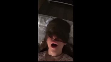 Реально. Жена изменяет мужу с его друзьями 