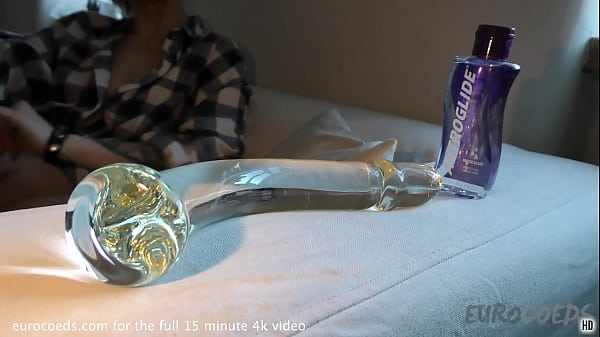 Play MP4 - short hair blonde girl morning porno casting