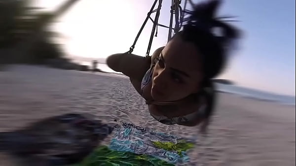 Ele girava igual ciranda pendurada nas cordas 