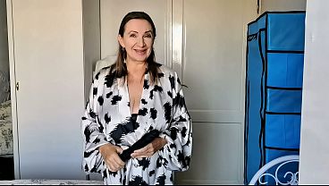 Nonton My New Obsession: Hot Granny&rsquo;s Private Demonstration Pov thumbnail