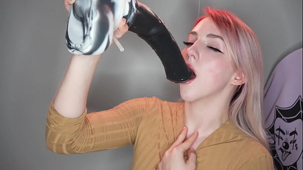 Missprincesskay - Showing What I Do Part One: Extreme Bad Dragon Deepthroat Intense Throat Fucking thumbnail