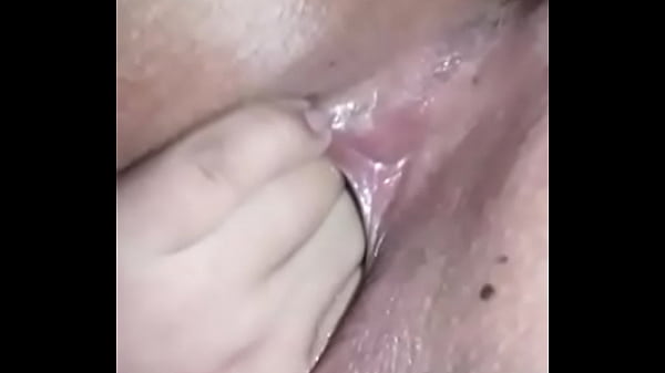 Chica caliente acabando 