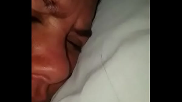 Coroa dando cu_e gozando