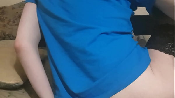 Sasha Earth with big ass fucks at home in anal sex toys dildo 