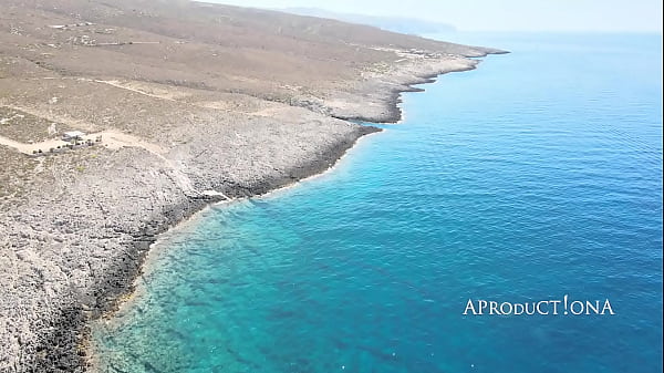 Nonton Wetting Sweatpants And Panties On A Barefoot Morning Walk thumbnail