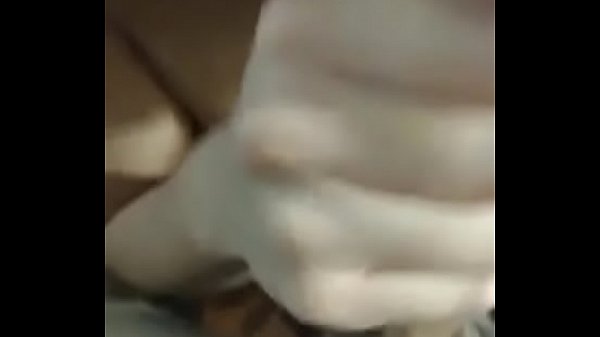 Play MP4 - Me cojo a mi amiga en pose perrito y le doy el semen en su boca