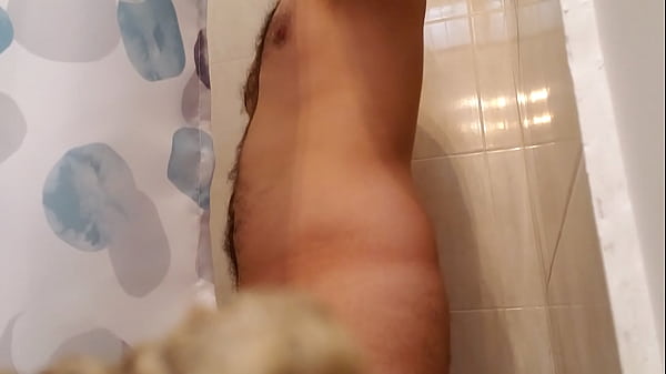 Nonton Shower thumbnail