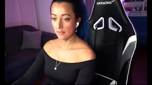 Tiny panther y su streaming seductor 