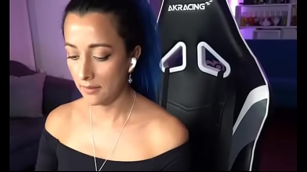 Tiny panther y su streaming seductor