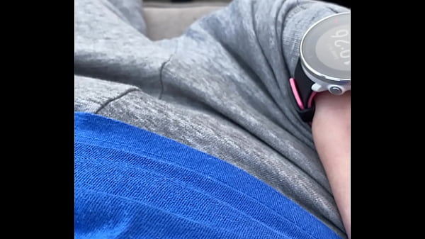 Poser sur la terrasse bisous mes amours 