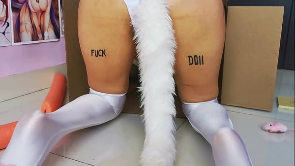 Play MP4 - Neko pet play fantasy&comma; A esta gatita le gusta la leche en el culo