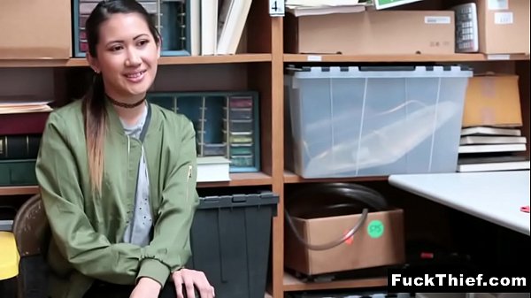 Teen fucks officer for her freedom