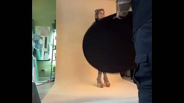 Photoshoot with 1 million pictures how many shots does it take to get the perfect one #endlessshots #photoshoot 