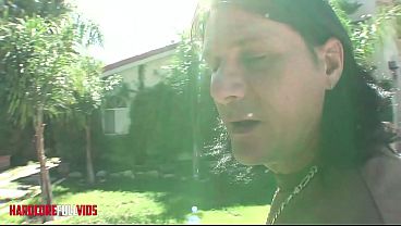 Nonton Blonde Beauty&rsquo;s Ready To Ride thumbnail