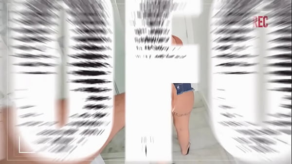 Nonton Mofos - Scarlet Chase, Elic Chase - Chasing Scarlet's Beach Bum thumbnail