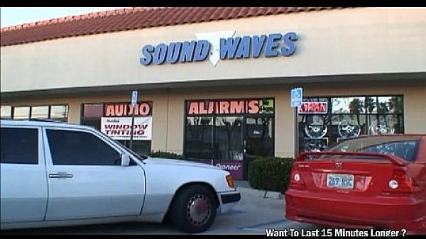 Nonton Cute Latin Fuck By Two Huge Cocks thumbnail