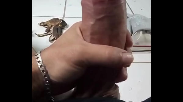 Play MP4 - Meu cacet&atilde;o&comma; louco para cuspir leite&excl;