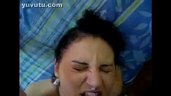 Coni PromotoraHot arrodilladachupandolo ricoy terminan en su carita989264050