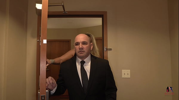 Nonton Married Mild Threesome thumbnail