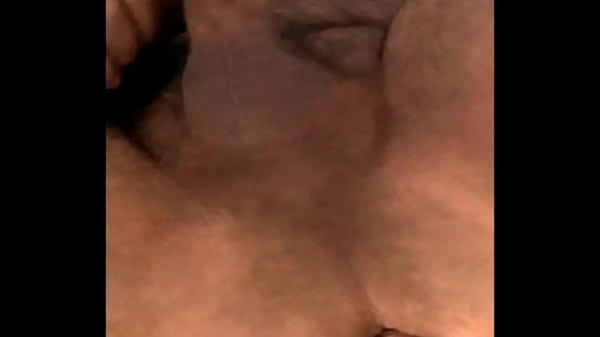 Cuando llego abajo, me meto el dedo en el culo - AnzzoSan 