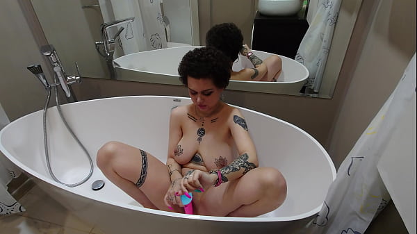 Masturbating In The Bathtub Is The Best thumbnail