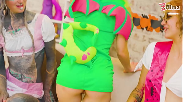 Play MP4 - Crazy COSTUME HALLOWEEN Orgy with big CUMSHOTS