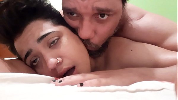 Bluezao Botando A Ninfetinha Duda Hugnen Para Gemer Muito Gostoso thumbnail