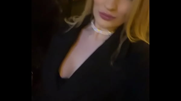 Ce soir je sors et toi que fais tu 