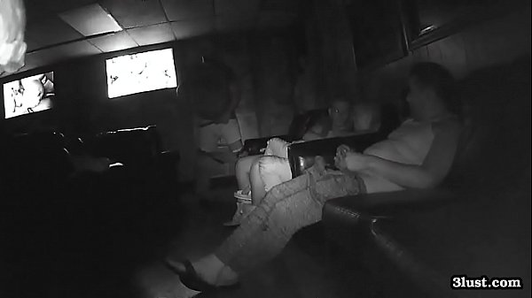 Amateur Girlfriend_passed_around in Adult_Theatre