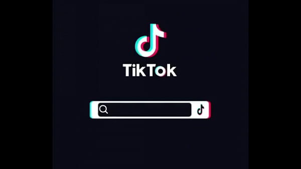 Compa&ntilde;ere mueve el booty 