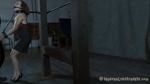 Nonton Seductive Maiden Who Likes To Play With Her Pie thumbnail