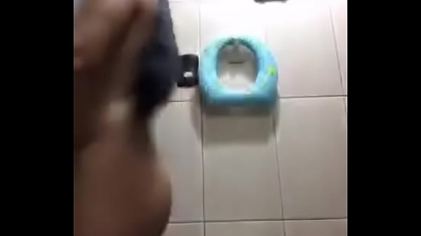 Rica mi madurita que me convence como sea para meterle pinga 