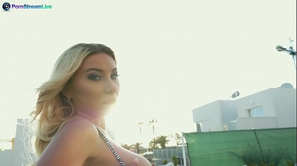 Hot chick Marilyn Cristal served with bigdick on all her_holes